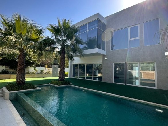 6 Beds Villa | Al Barari | Corner | Vacant | Pool | AED 25M