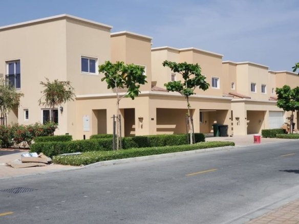 Villanova | Amaranta B | 4 Beds | Corner Unit | Next To Park | Big Plot Size